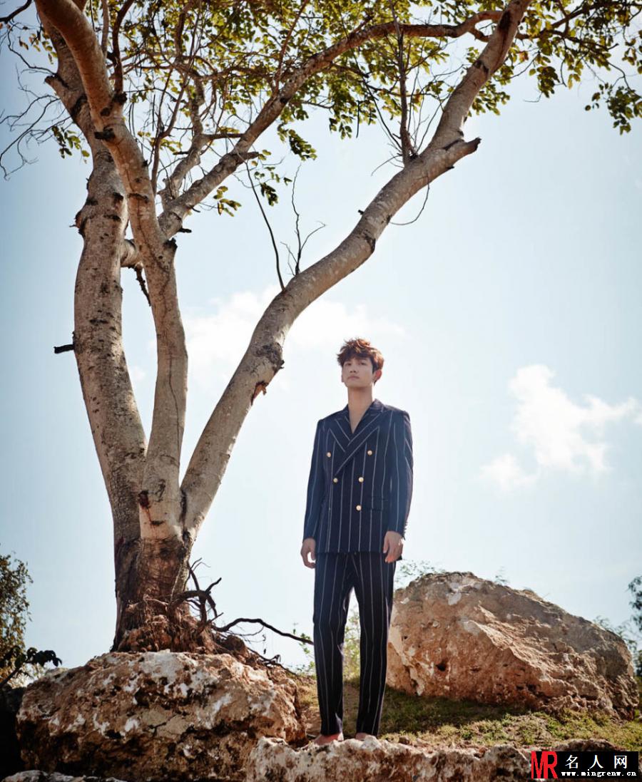 东方神起昌珉写真 置身大自然彰显自由(1)