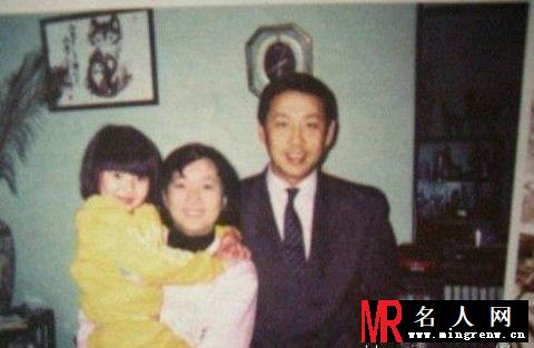 陈道明老婆近照曝光 端庄优雅曾为央视主播(1)
