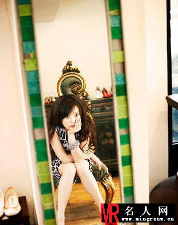 赵薇复出韩国造型照曝光 尽显妩媚女人味(1)