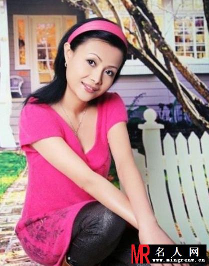 郭美美妈妈海量私照曝光 美艳外貌获赞(1)