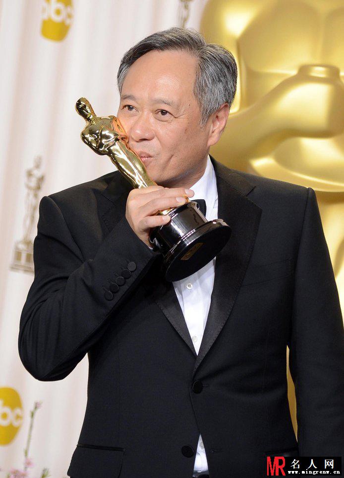 2013娱乐圈明星争相上头条 图文并茂大回顾(1)