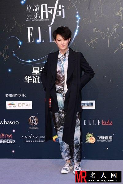 成龙杨幂陈赫等明星亮相《华谊兄弟ELLE之夜》(1)