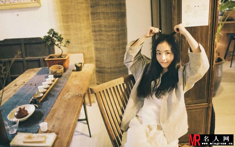 武大校花大pk 黄灿灿吴倩王維琳李莎旻子美照集合(1)