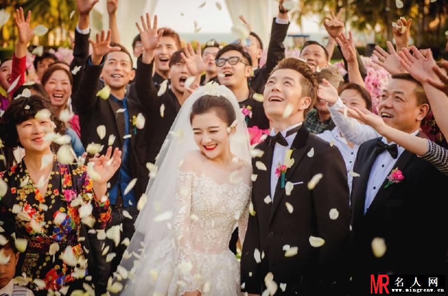 王栎鑫婚礼全套组图 快男伴郎团抢镜(1)