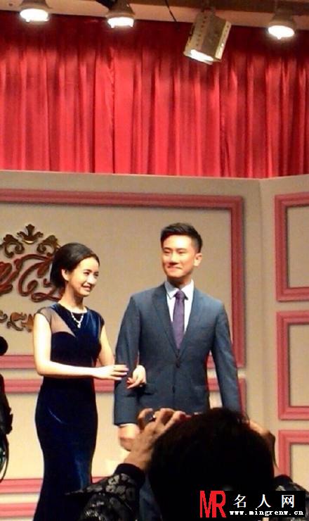 林依晨补办婚宴 谢娜盛装出席(1)