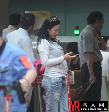 钟丽缇生活照曝光 臃肿身材令人咋舌(1)