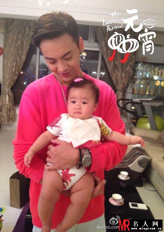 陈伟霆微博自拍2015年3月份合集 调侃自己没时间练身材(1)