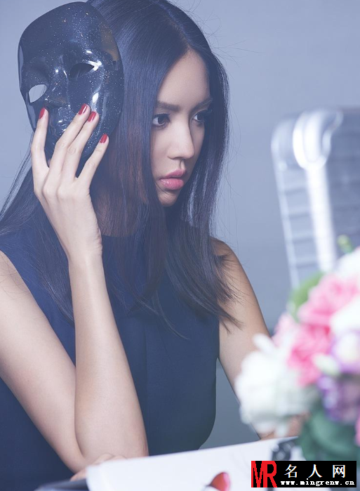 张梓琳美艳写真变身特工 珠宝劫案尽施美人计(1)