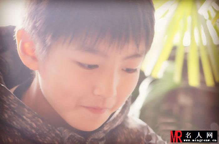 TFBOYS王俊凯2013年青涩生活照集(1)