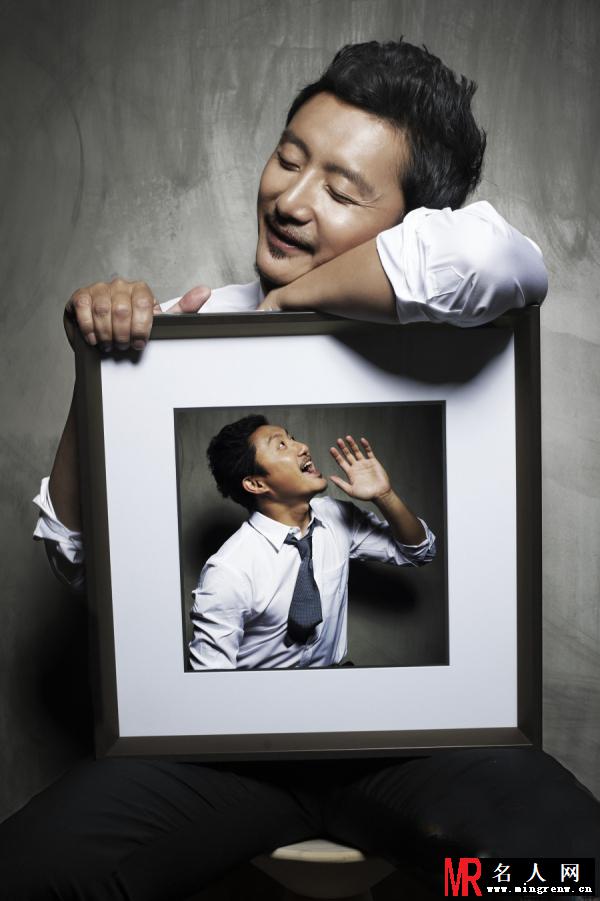 涂松岩时尚写真曝光 沉稳儒雅魅力十足(1)