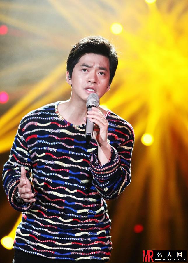 《我是歌手3》踢馆歌手李健彩排私照曝光(1)