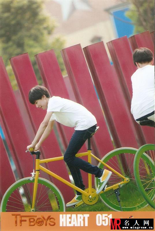 TFBOYS《Heart》生写集第二弹(1)