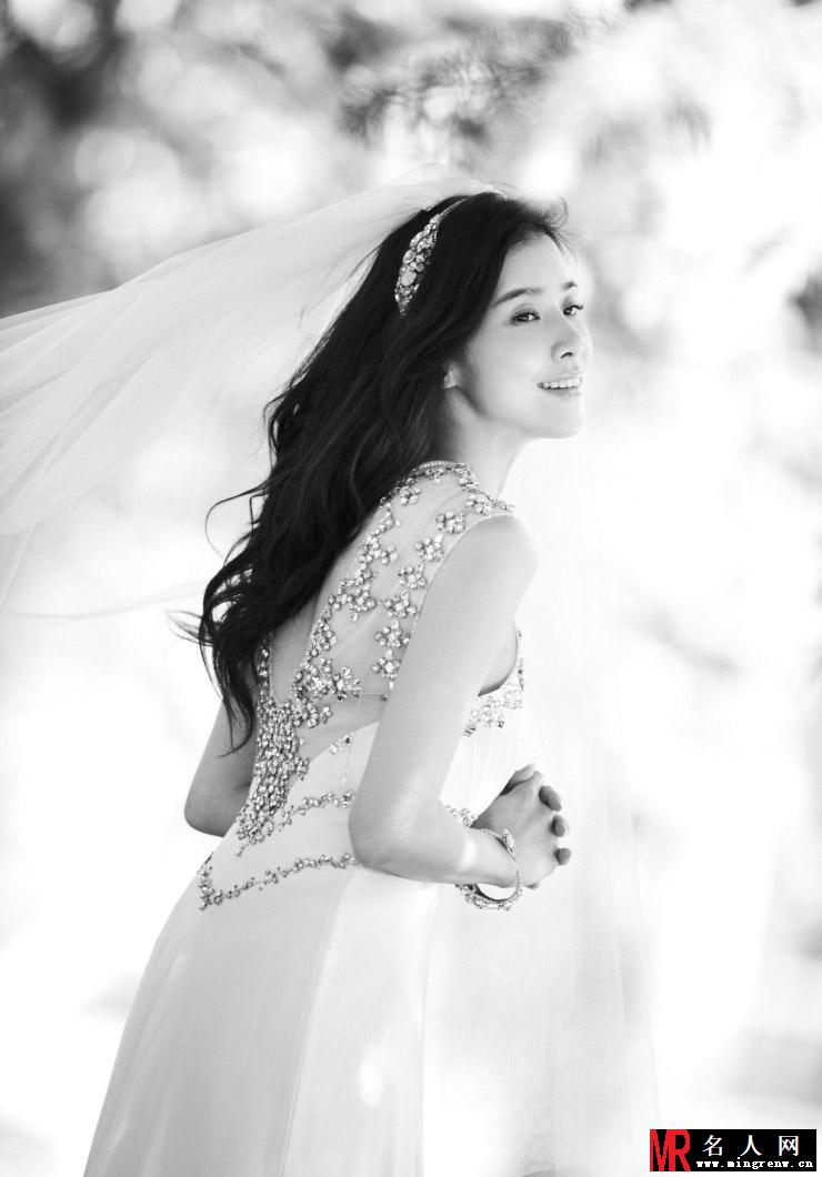 韩星池城李宝英浪漫婚甜蜜纱照曝光(1)
