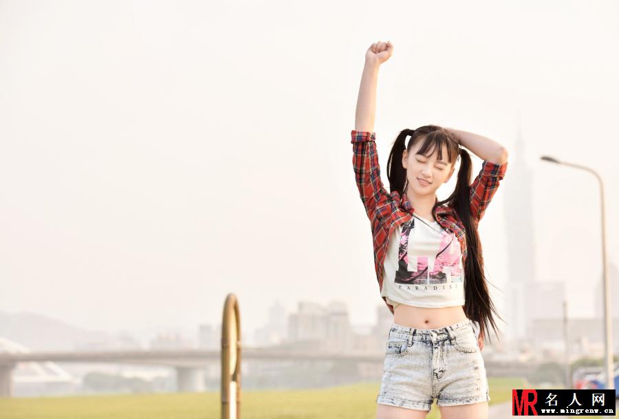半熟少女2016年版黄灿灿剧照(1)