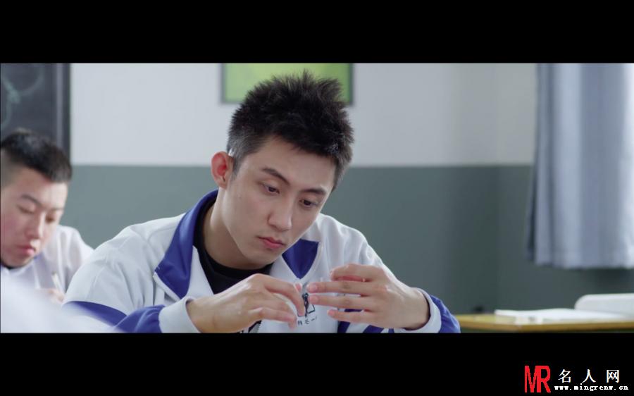 上瘾顾海剧照(1)