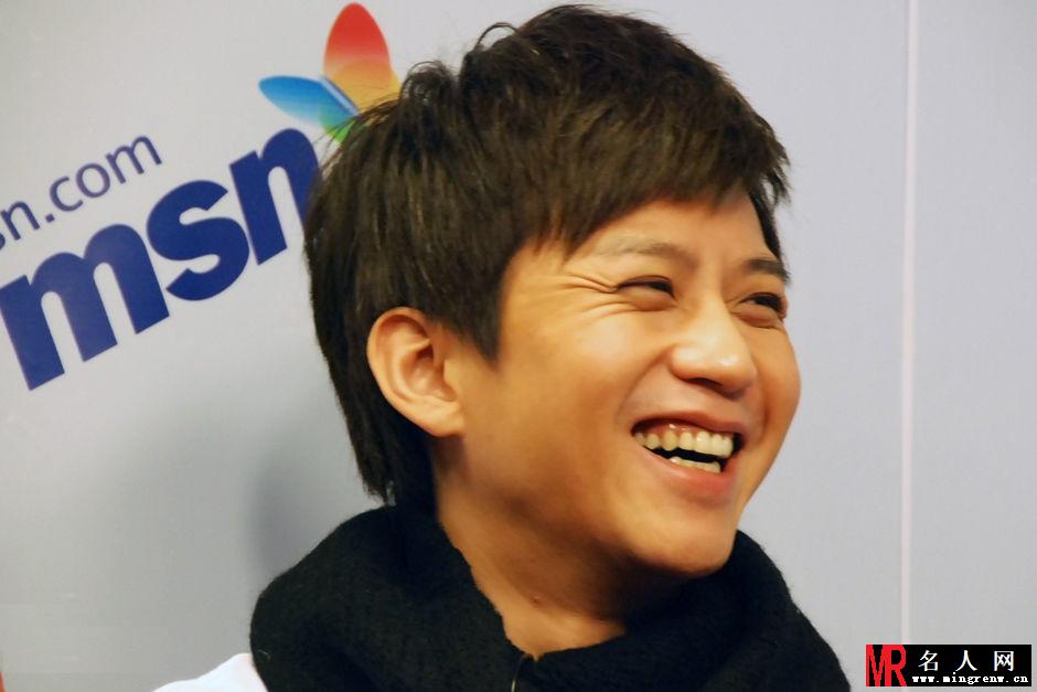 内地男演员戏疯子邓超做客MSN(1)