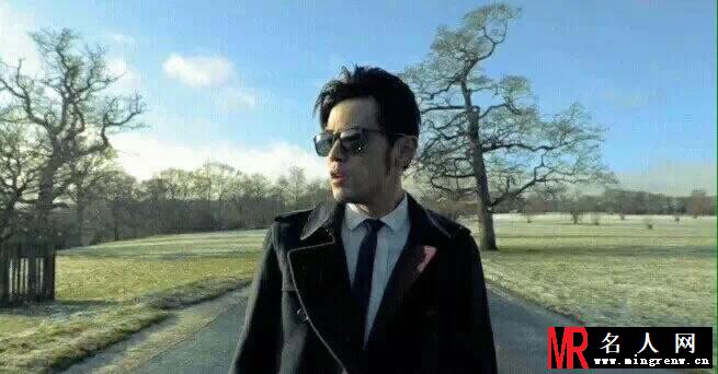 周杰伦新歌MV《怎么了》剧照 英国华美场景(1)