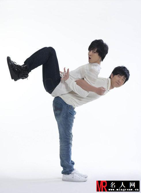 BOBO组合写真 井柏然付辛博不和(1)