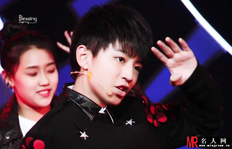 TFBOYS《爱奇艺之夜》现场 王俊凯特辑(1)
