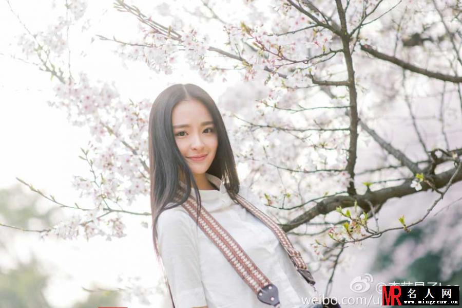 武大再现全能女神 李莎旻子樱花写真完胜黄灿灿(1)