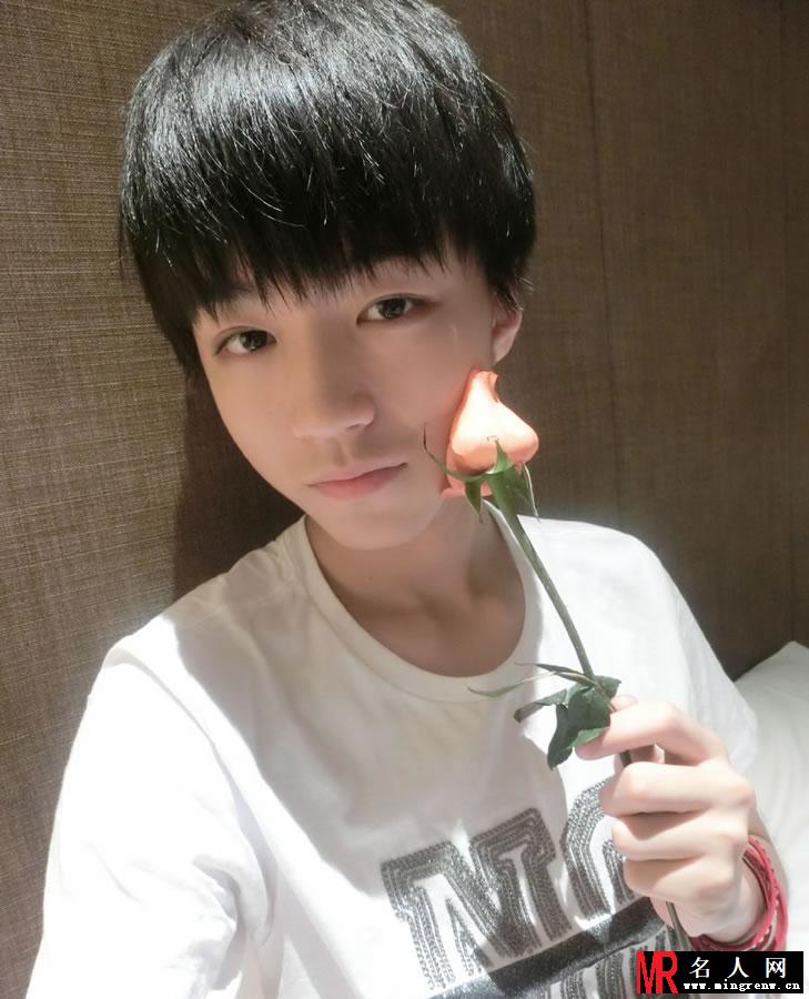 TFBOYS王俊凯最新生活照 小鲜肉魅力难挡(1)