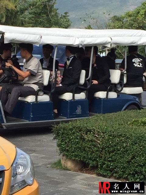 王栎鑫快男伴郎团曝光 魏晨苏醒再聚首(1)