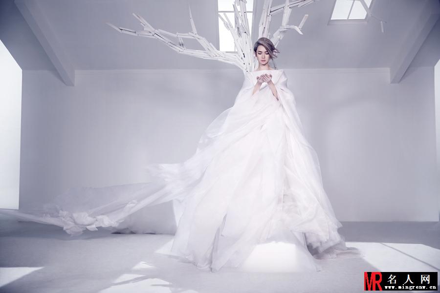 戚薇纯白写真 宛如雪白女神(1)