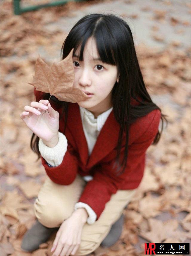 左耳女主角陈都灵生活照 素颜灵动力压奶茶妹妹(1)
