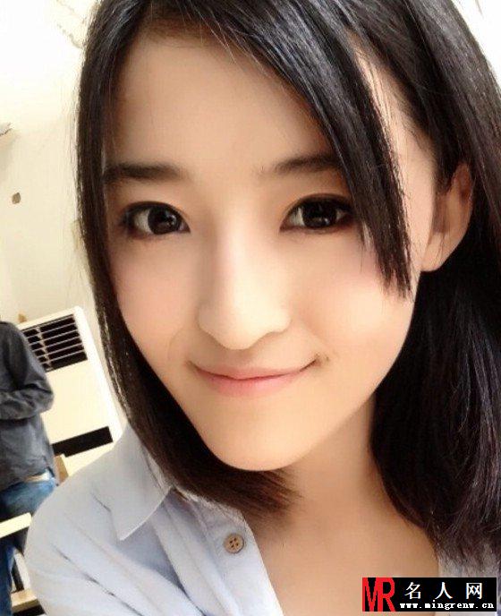 央视体育美女主播杨茗茗走红 美艳私照曝光(1)
