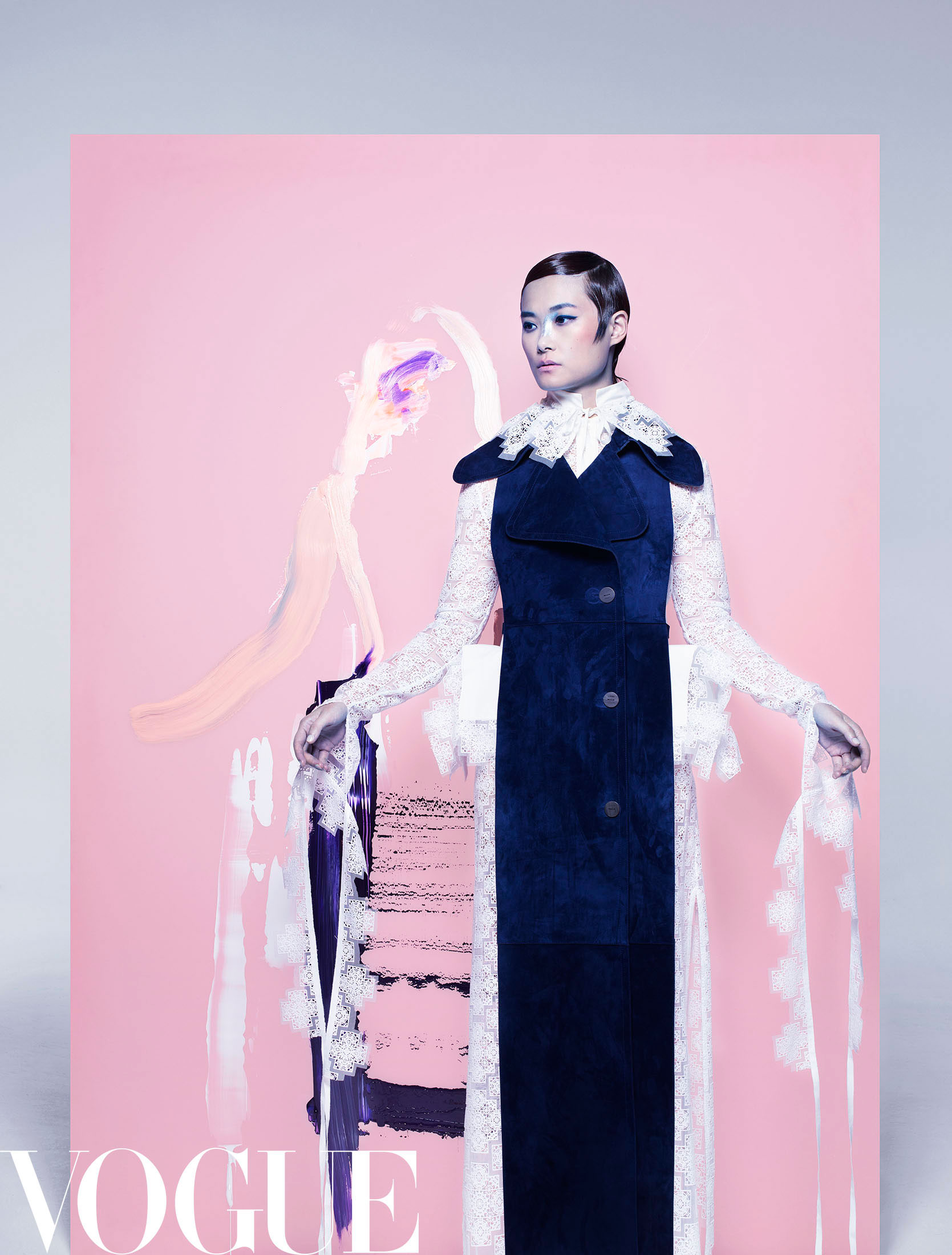 李宇春登《VOGUE》三月刊封面 视觉风格别具一格(1)