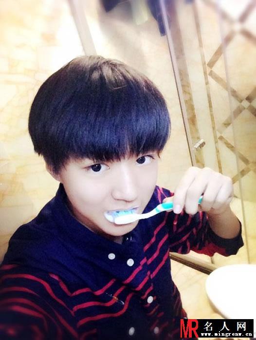 TFBOYS王俊凯2014年下半年帅气生活照集(1)
