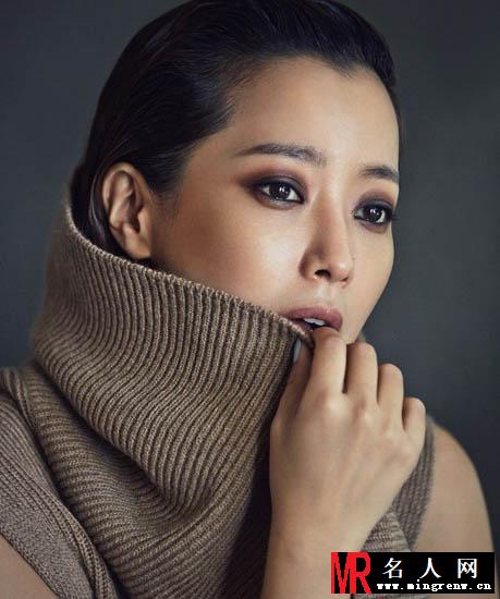金喜善美艳登杂志封面 尽展魅惑姿态(1)