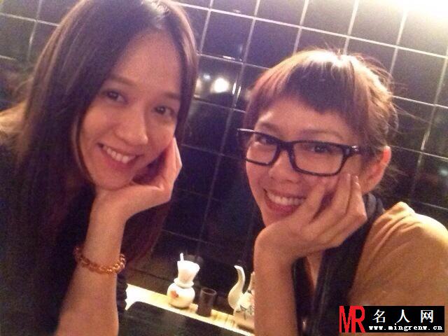 陈乔恩微博祝福夏雨乔 姐妹情深晒祝福(1)