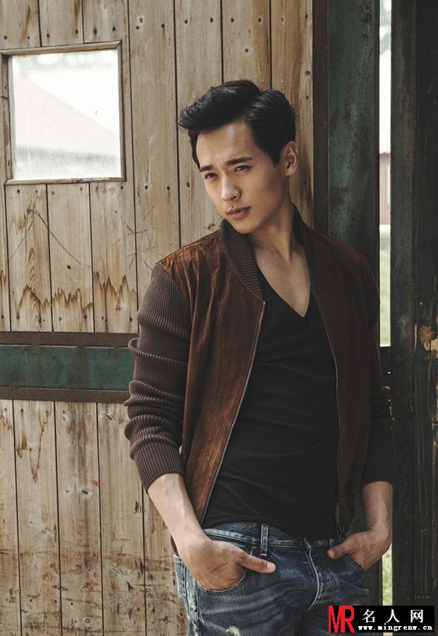 高云翔型男写真 深沉展迷人魅力(1)