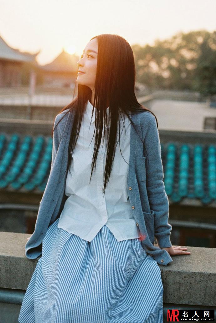 武大校花大pk 黄灿灿吴倩王維琳李莎旻子美照集合(1)