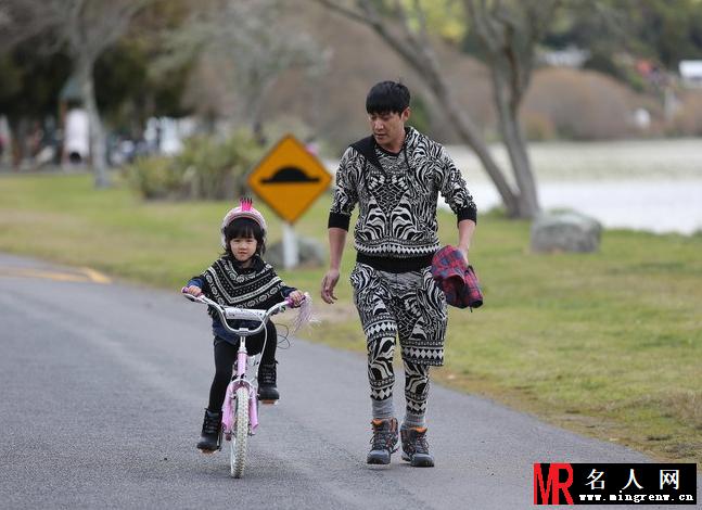 爸爸2大结局观众不舍 陆毅贝儿温馨瞬间回顾(1)
