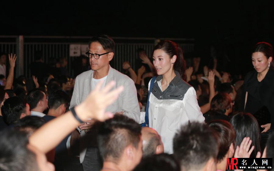 林青霞惊现双下巴 网友调侃美人迟暮(1)