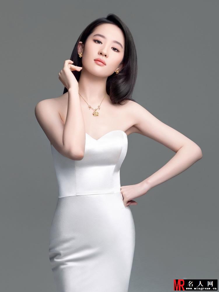 刘亦菲奢华珠宝写真 透白肌肤衬华贵首饰(1)