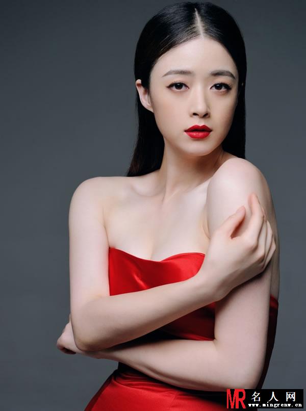华妃蒋欣性感写真 烈焰红唇眼神魅惑(1)