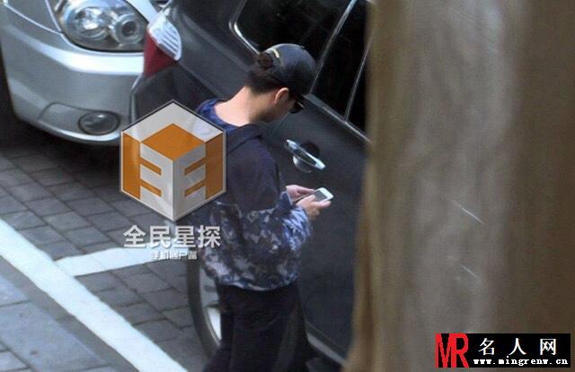陈晓陈妍希恋情曝光 三地幽会情意绵绵(1)