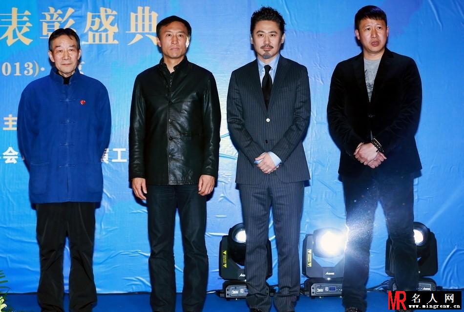 孙俪凭借《辣妈正传》再度封后 邓超代替领奖(1)