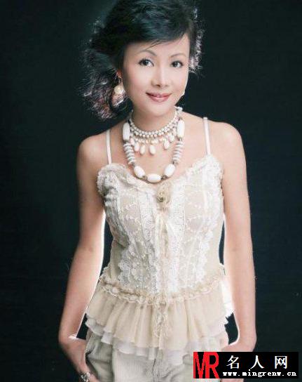 郭美美妈妈海量私照曝光 美艳外貌获赞(1)