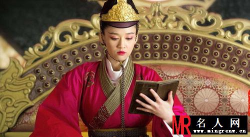 刘诗诗刘亦菲 女星帅气男装赛潘安(1)