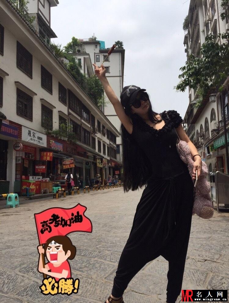 曝邹市明娇妻冉莹颖美艳私照 系央视主持人(1)