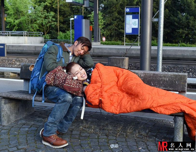 谢霆锋容祖儿畅游瑞士 天王街头卖唱(1)