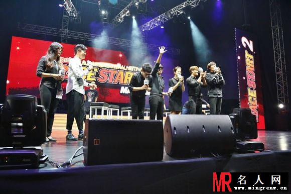 《running man》主创现身马来西亚 宋智孝高清现场图(1)
