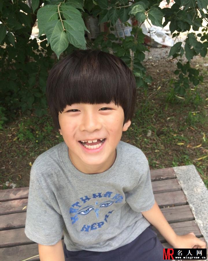暖男天天可爱九连拍 小男神兔牙引吐槽(1)