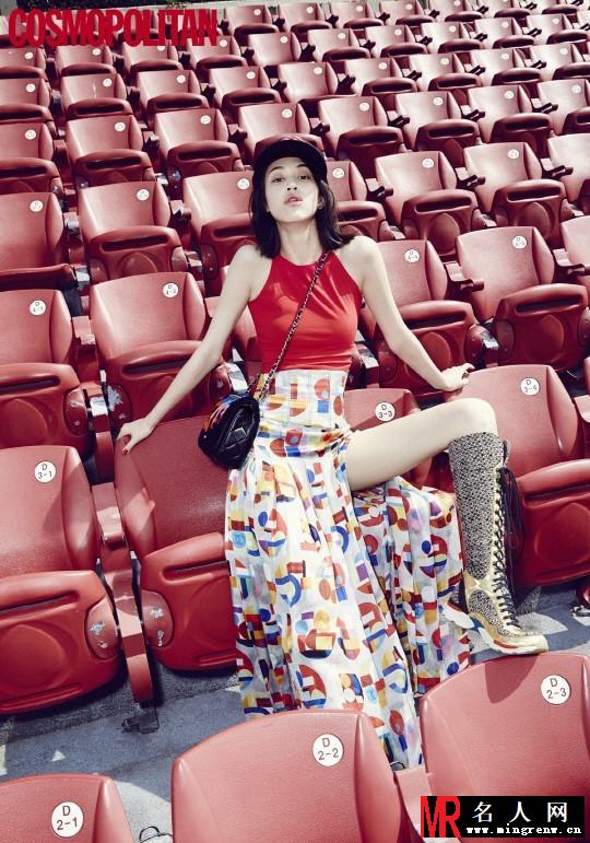 水原希子最新秋装写真 时尚穿搭彰显潮流(1)
