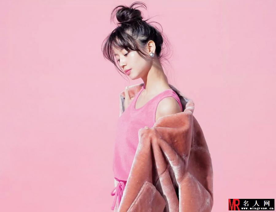 堀北真希杂志写真 粉嫩色彩勾起少女心(1)