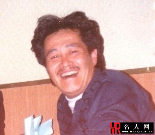 赵本山年轻旧照曝光 笑容淳朴喜感十足(1)